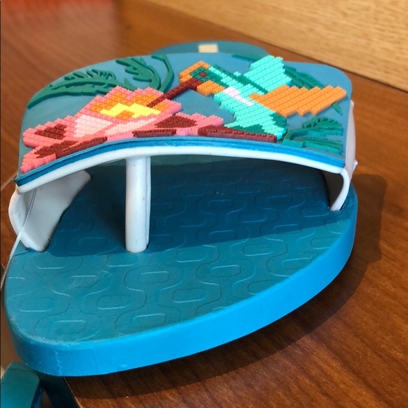 Flip flops - Picture 2 of 2